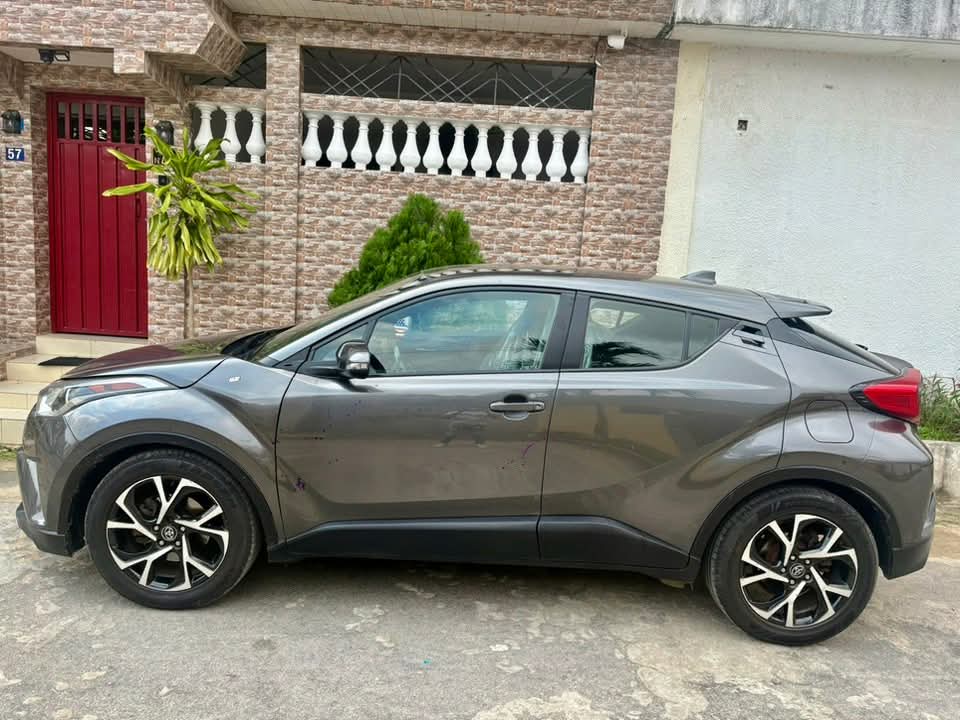 Toyota CHR 2019 essence ⛽️