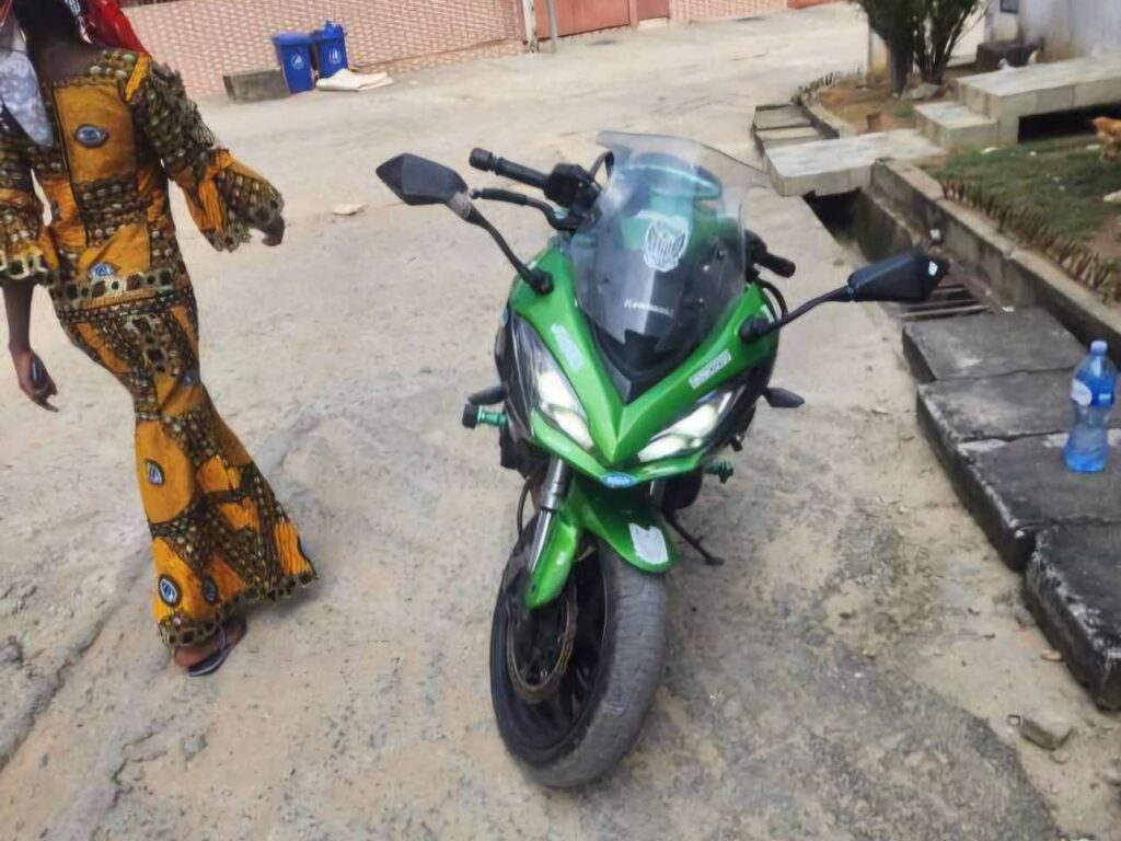 Kawazaki Z1000 SX année 2019