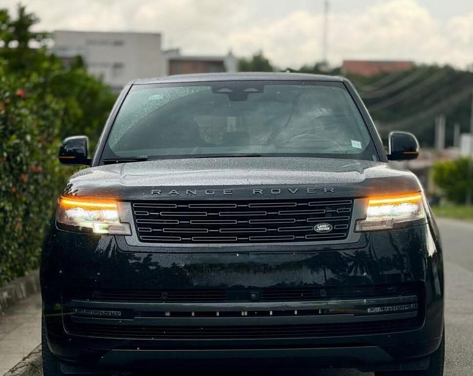 Range Rover Vogue P550e SE